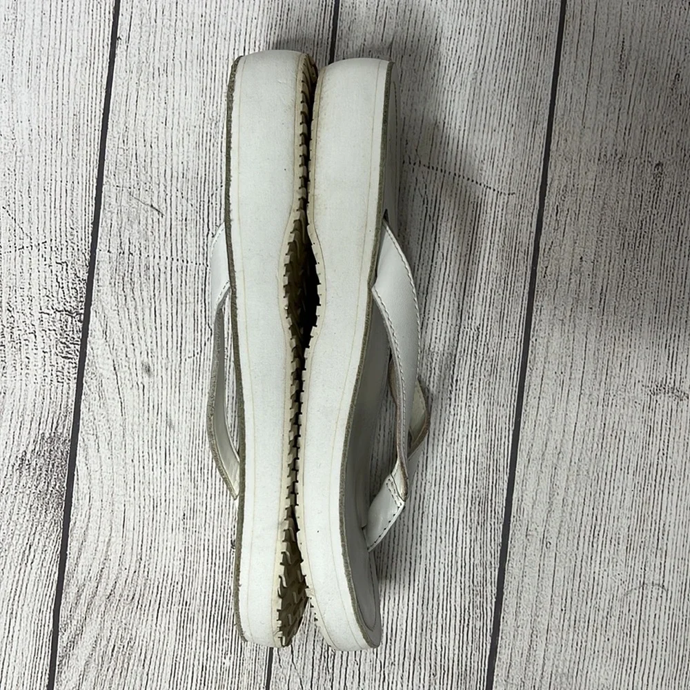 🔹 Eddie Bauer Leather Flip Flops - Picture 3 of 6